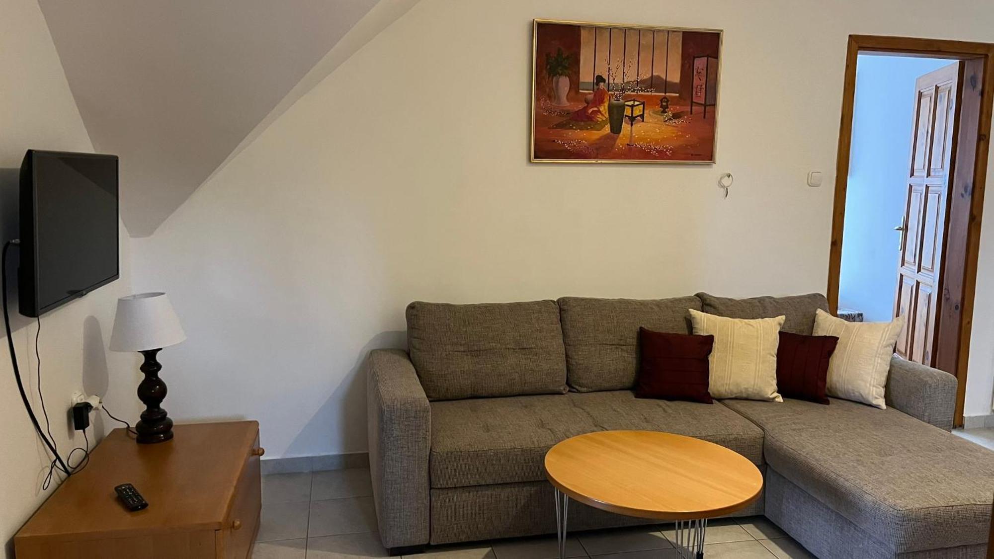 Boezsi Apartman Sárvár 外观 照片